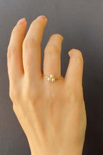 Tria Doğal İncili Üçgen Yüzük | | Birinci1926