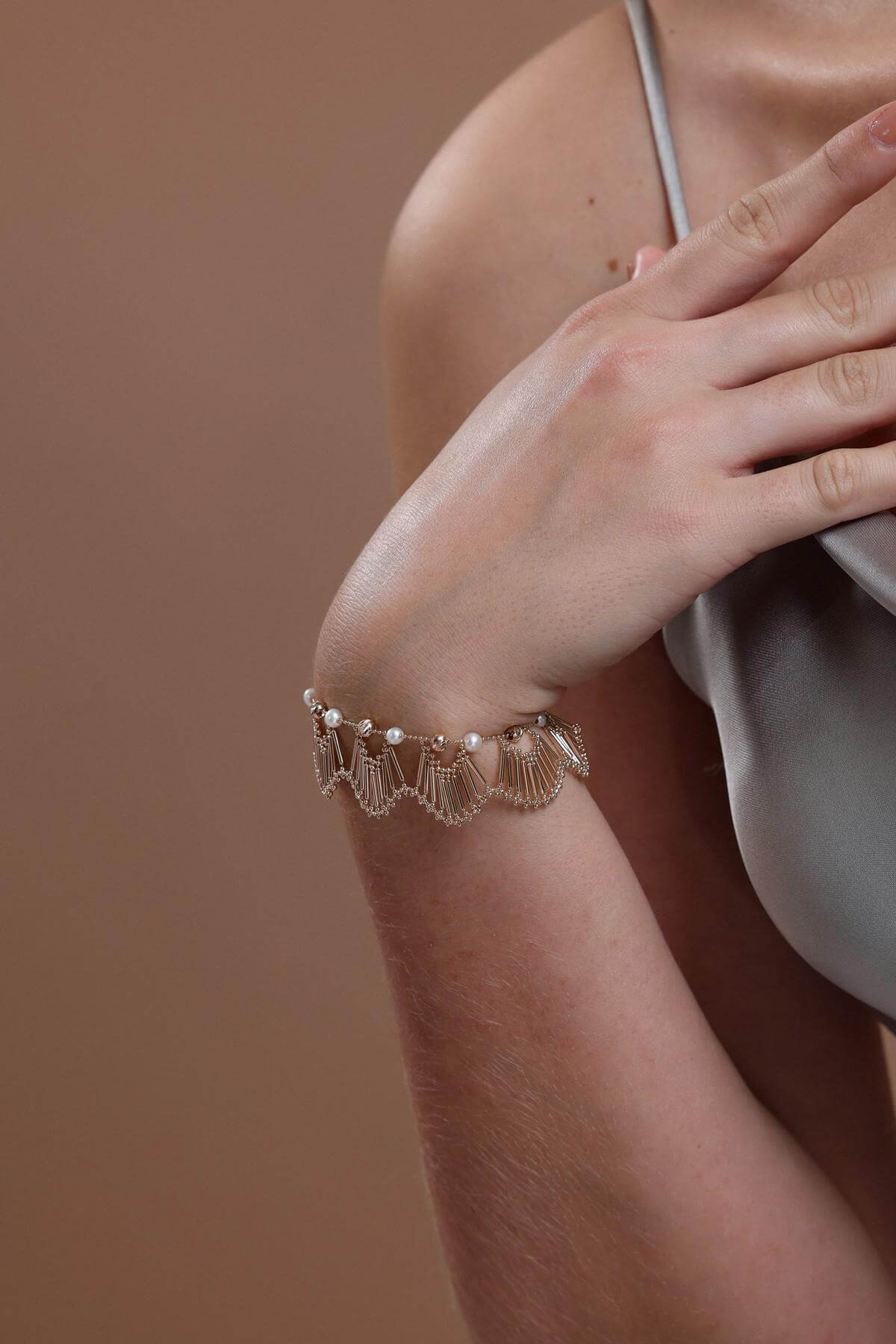 Doğal İncili Yelpaze Modelli Bileklik | | Birinci1926