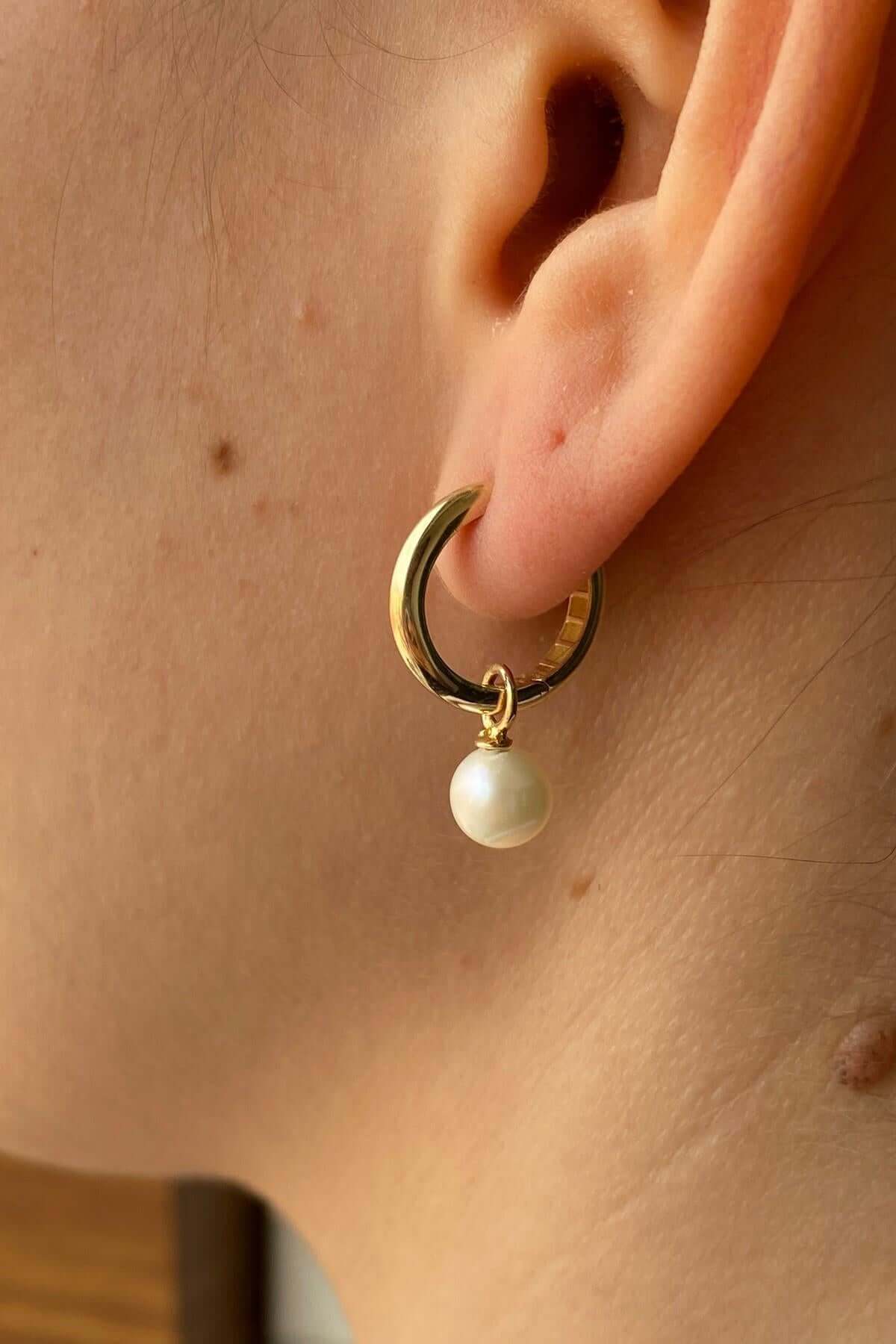 Charm Doğal İnci Top Küpe