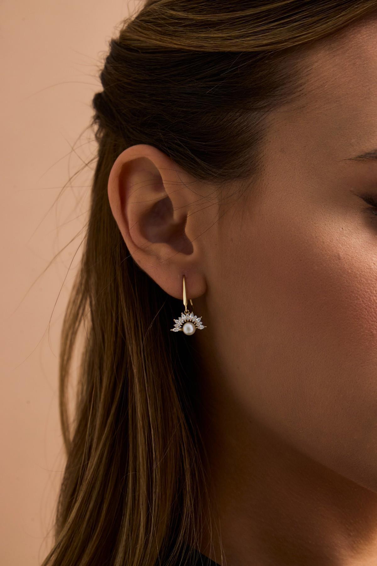 Yarım Çiçek Modelli Doğal İnci Küpe Kolye Yüzük Üçlü Set | | Birinci1926