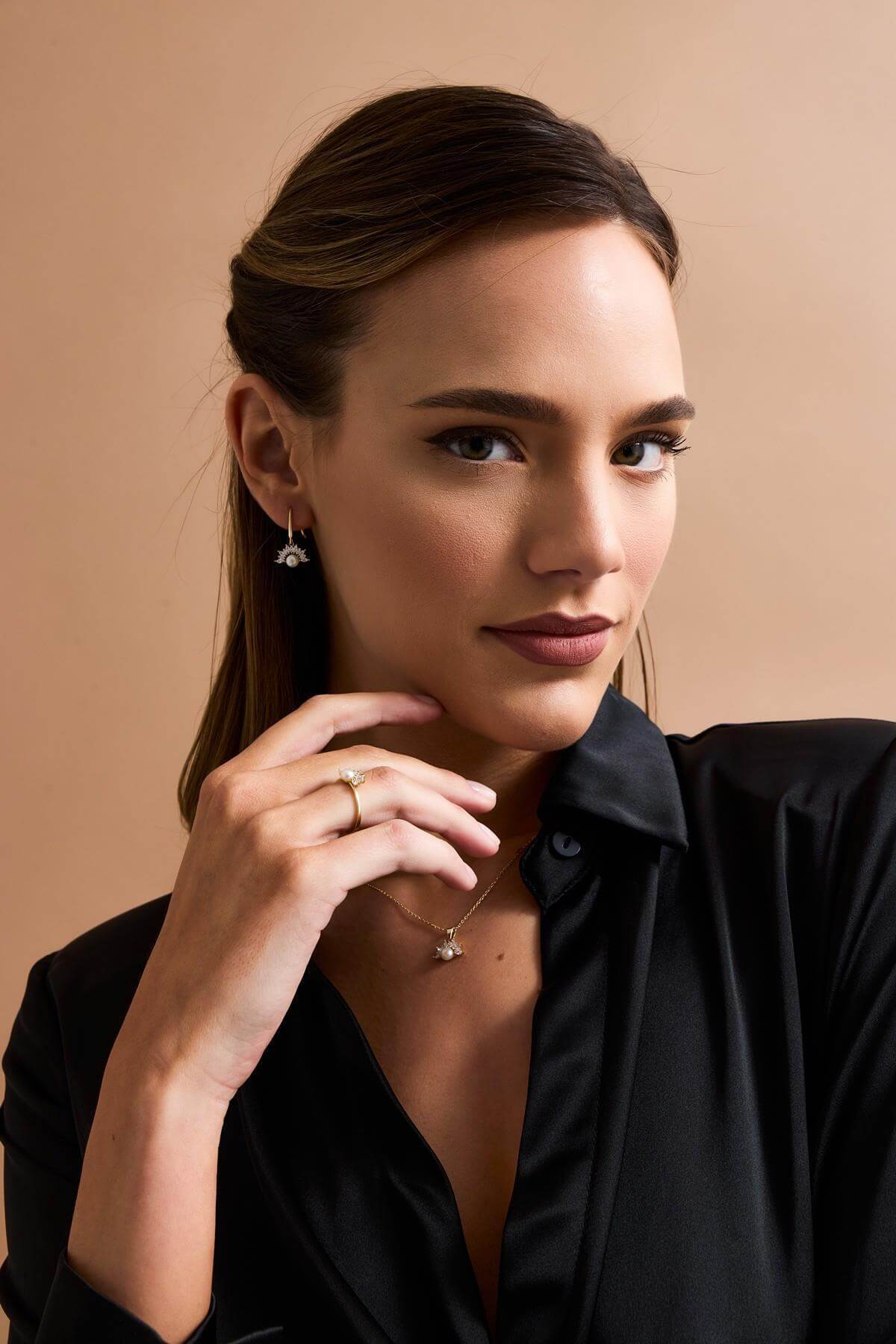 Yarım Çiçek Modelli Doğal İnci Küpe Kolye Yüzük Üçlü Set | | Birinci1926