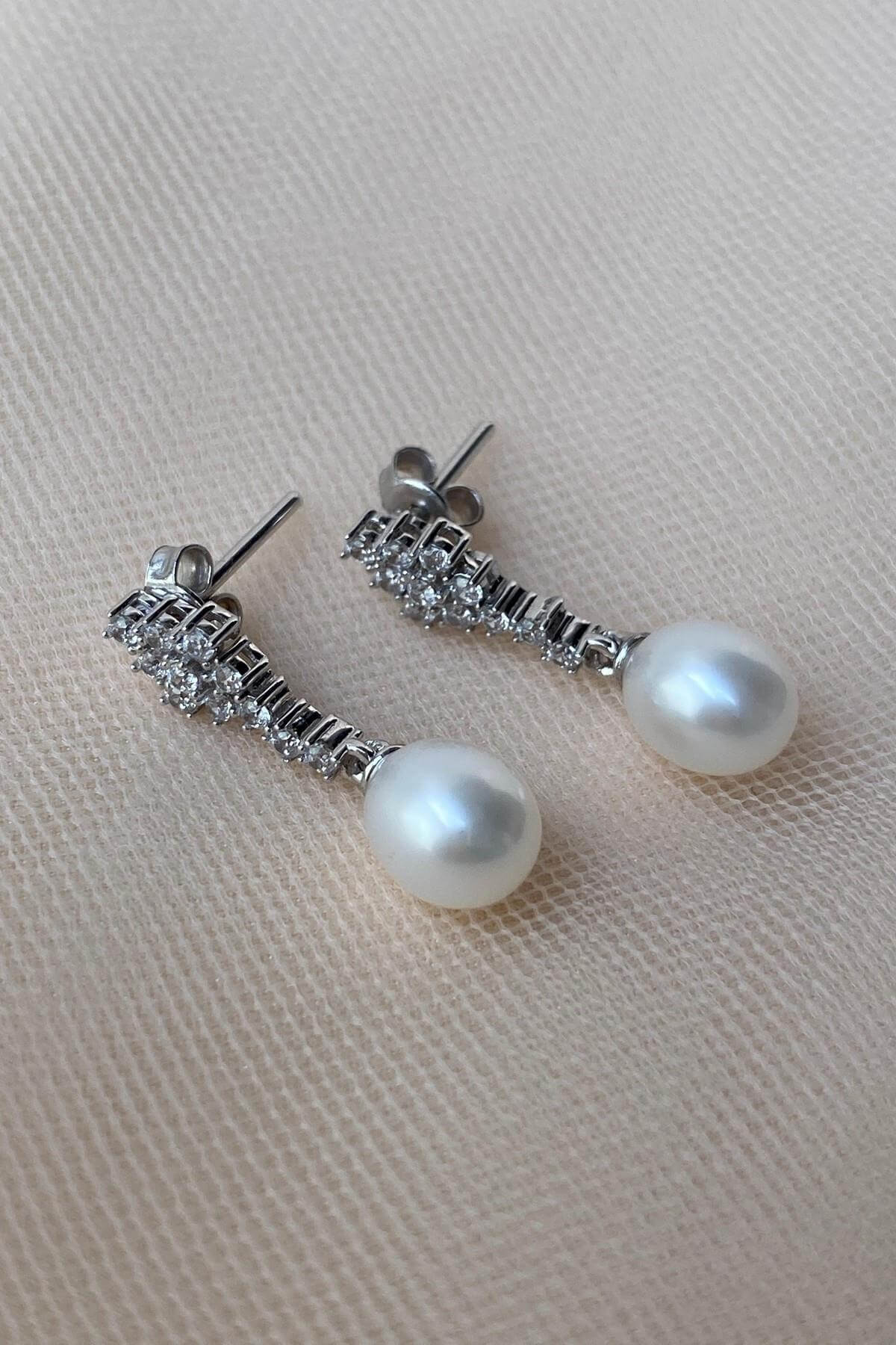 Dörtgen Taşlı Doğal İnci Sallantılı Küpe | | Birinci1926