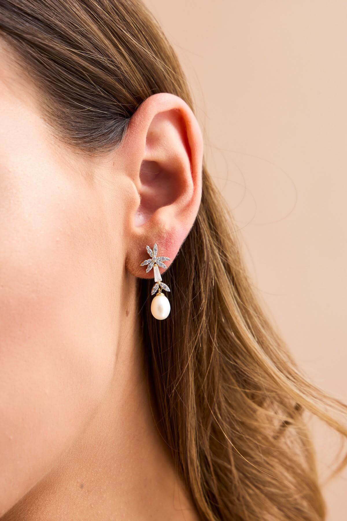 Yaprak Modelli Doğal İnci Küpe | | Birinci1926