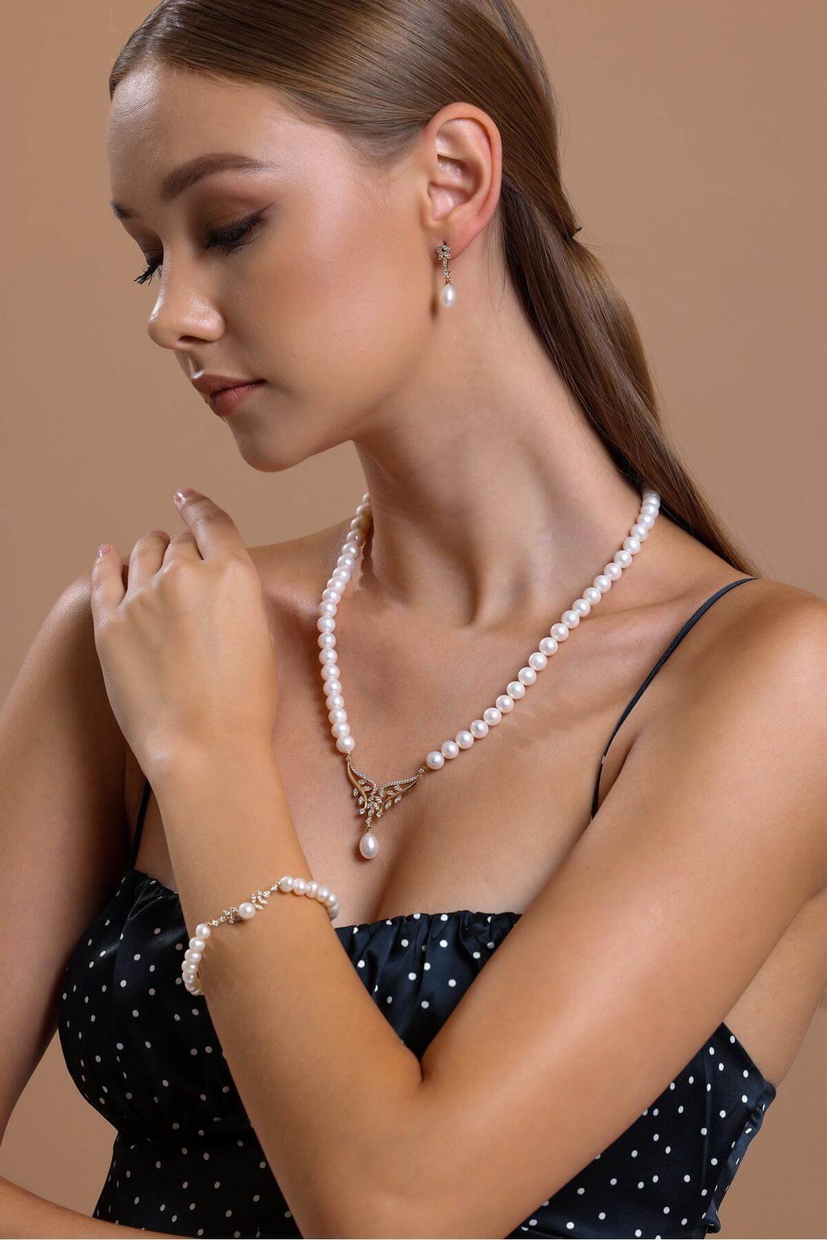 Yaprak Taşlı Doğal İnci Kolye | | Birinci1926