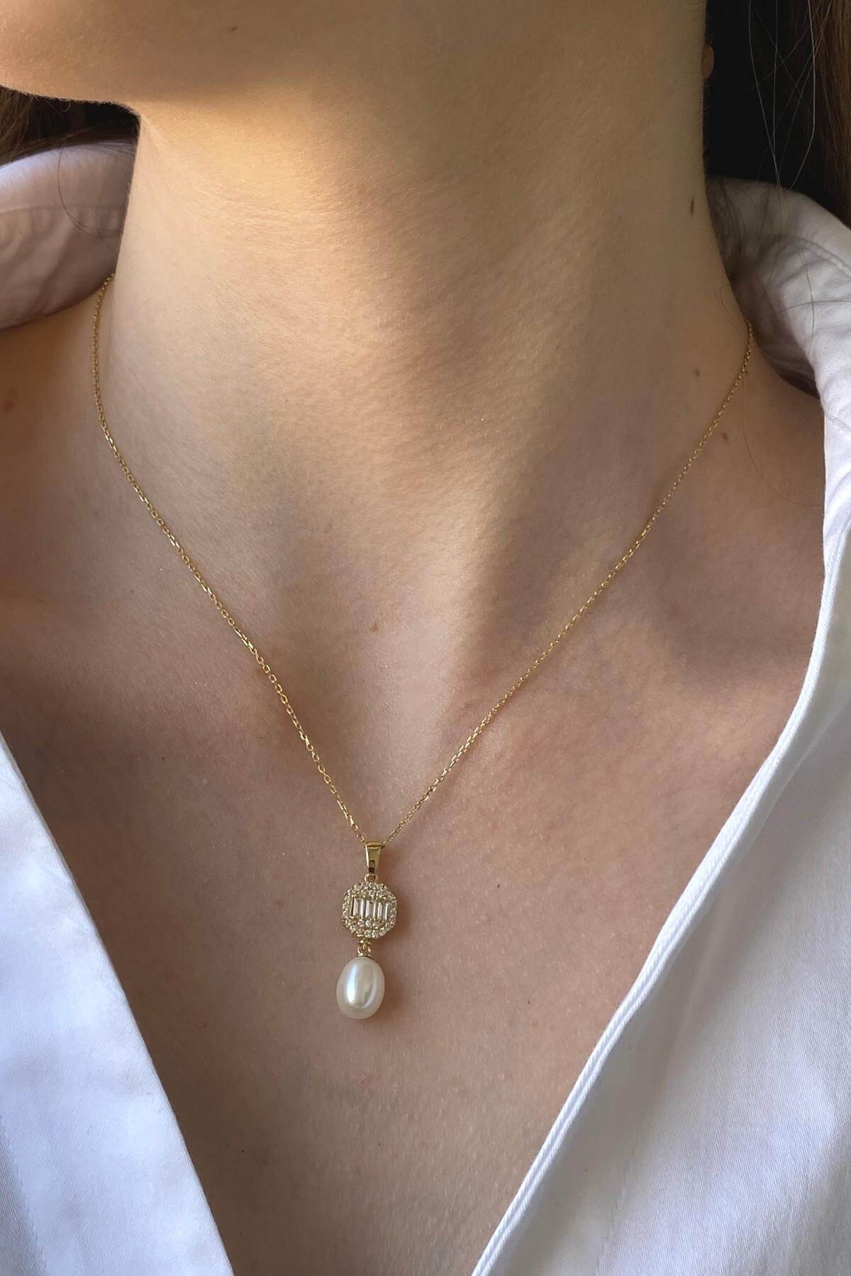 Baget Sekizgen Doğal İnci Sallantı Kolye | | Birinci1926