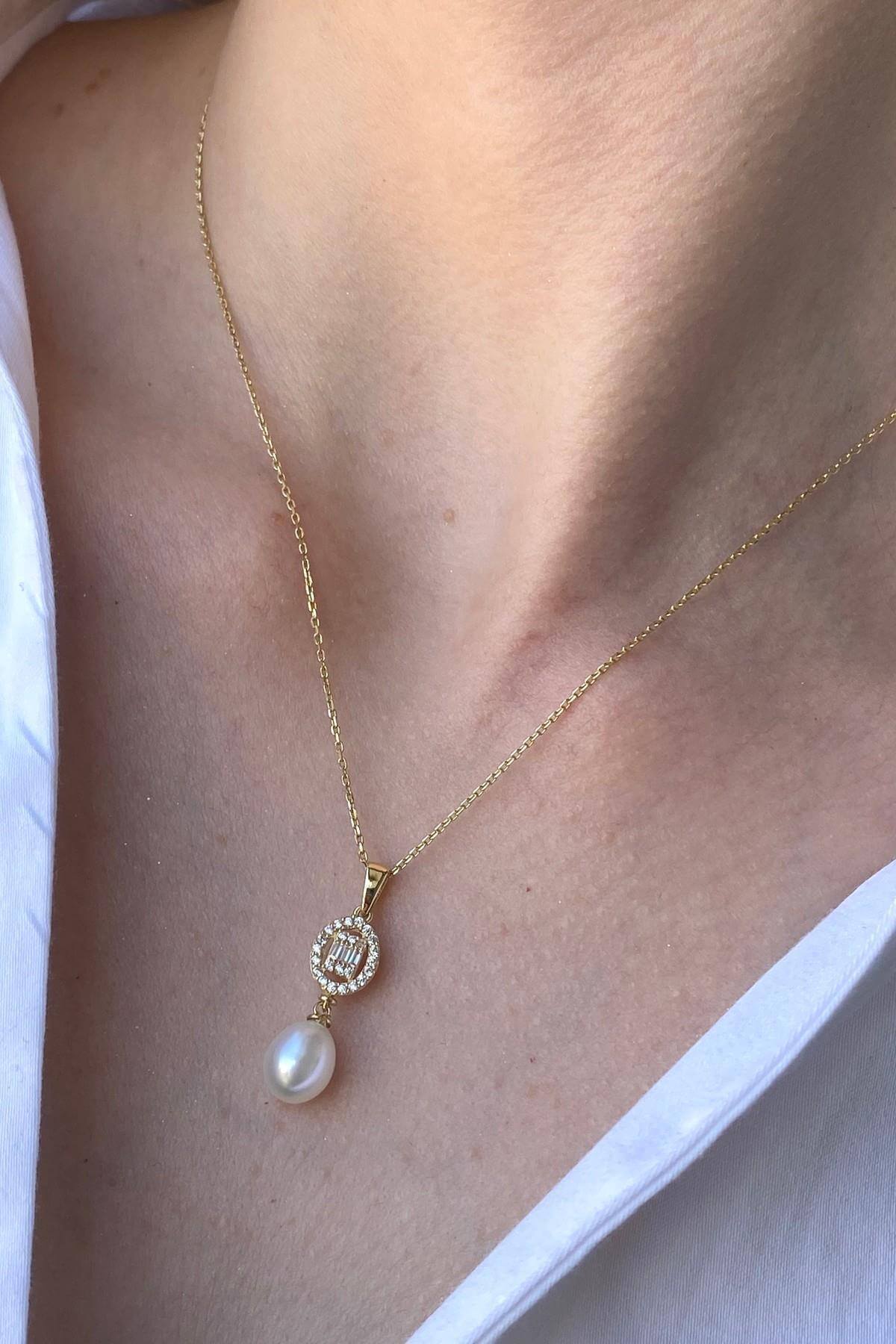 Oval Baget Taşlı Doğal İnci Sallantı Küpe Kolye İkili Set | | Birinci1926