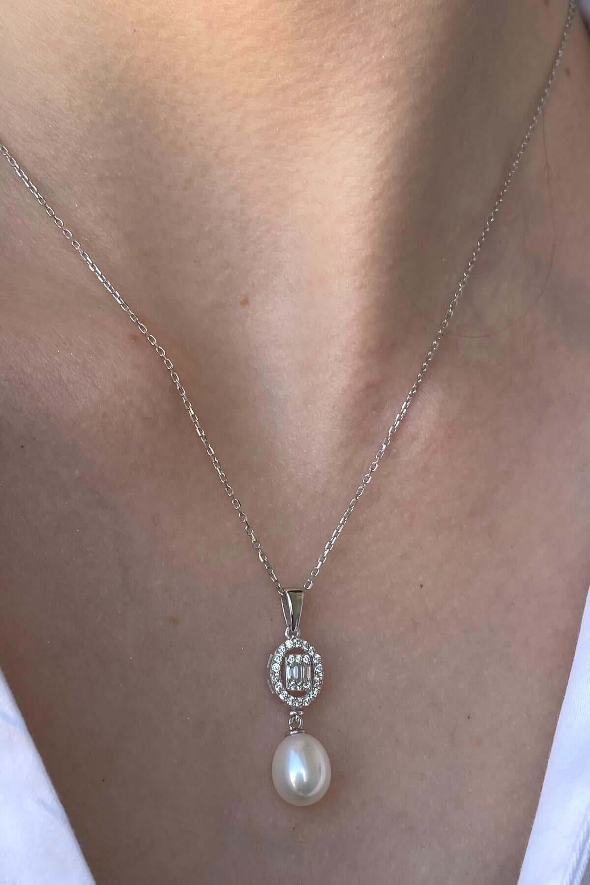 Oval Baget Taşlı Doğal İnci Sallantı Küpe Kolye İkili Set | | Birinci1926