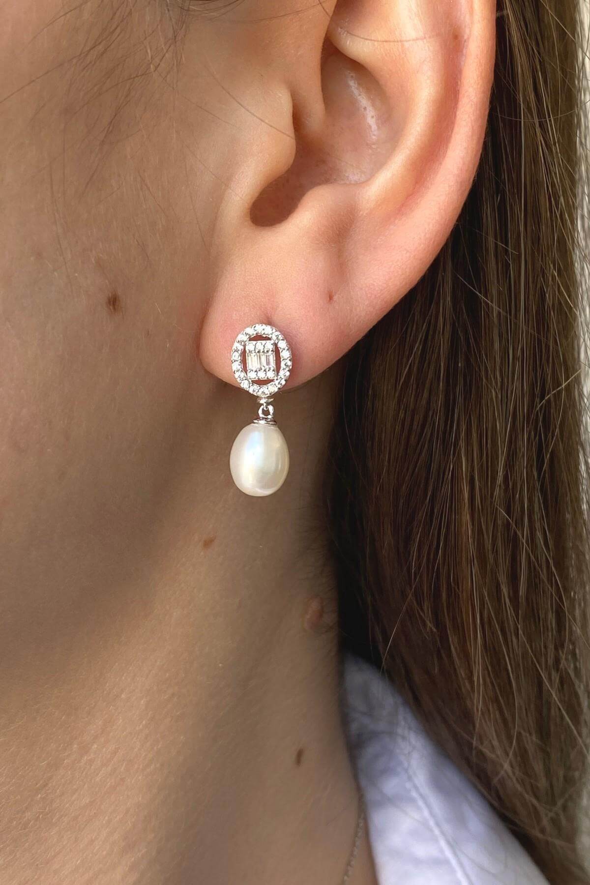 Oval Baget Taşlı Doğal İnci Sallantı Küpe Kolye İkili Set | | Birinci1926