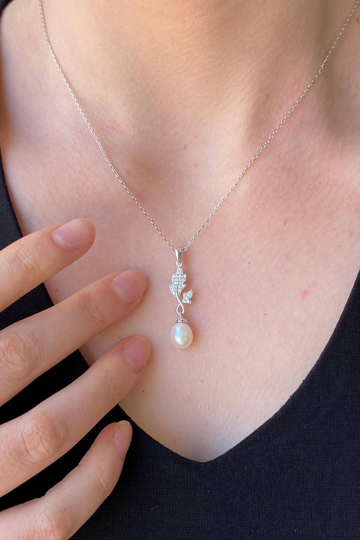 Yaprak Taşlı Doğal İnci Sallantılı Küpe Kolye İkili Set | | Birinci1926