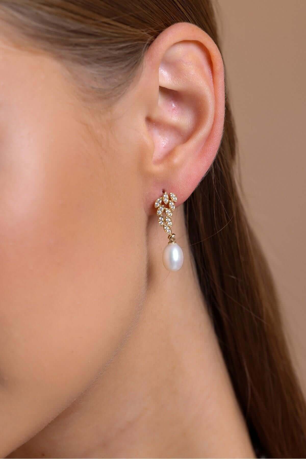 Yaprak Taşlı Doğal İnci Sallantılı Küpe | | Birinci1926