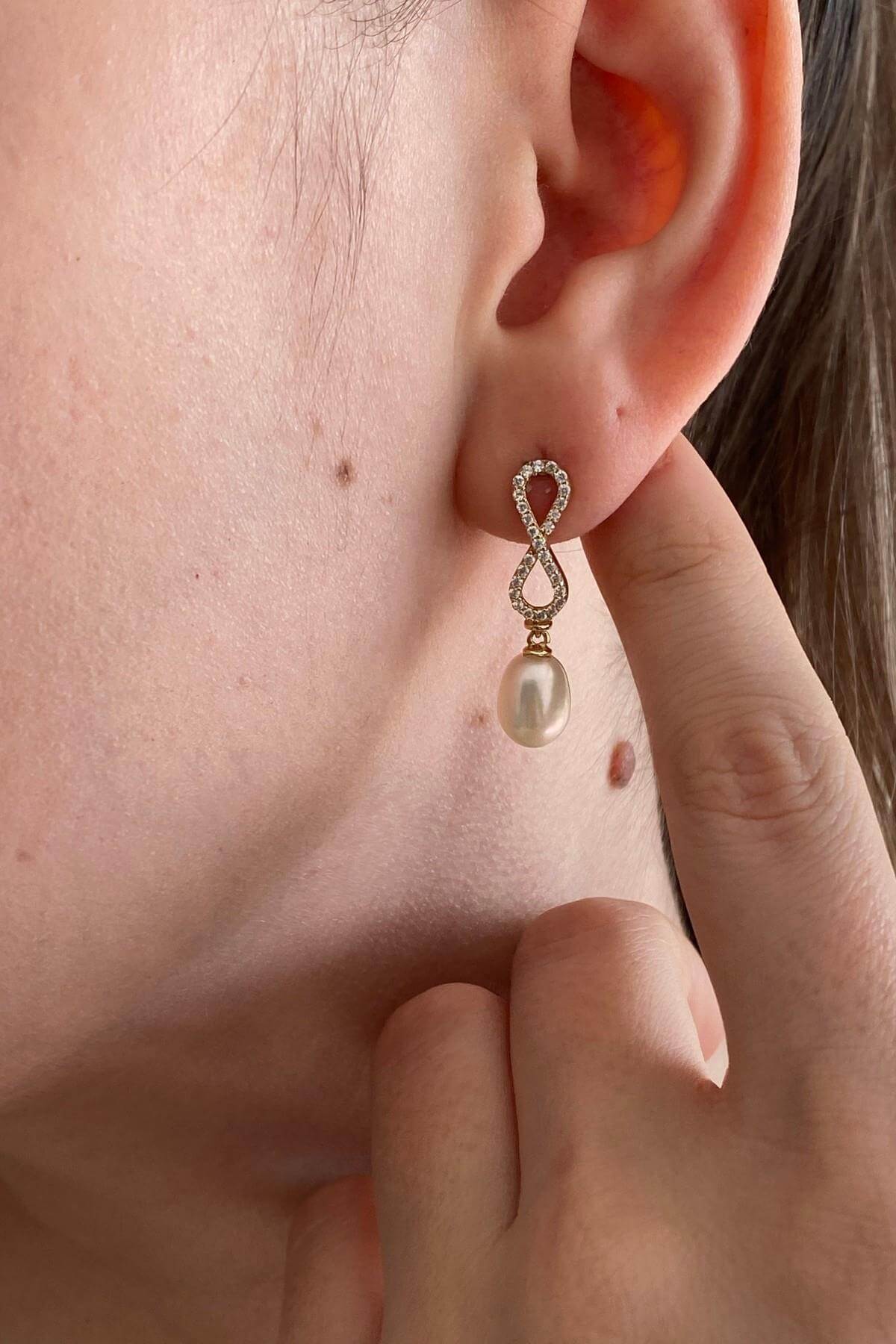 Sonsuzluk Taşlı Doğal İnci Sallantılı Küpe | | Birinci1926