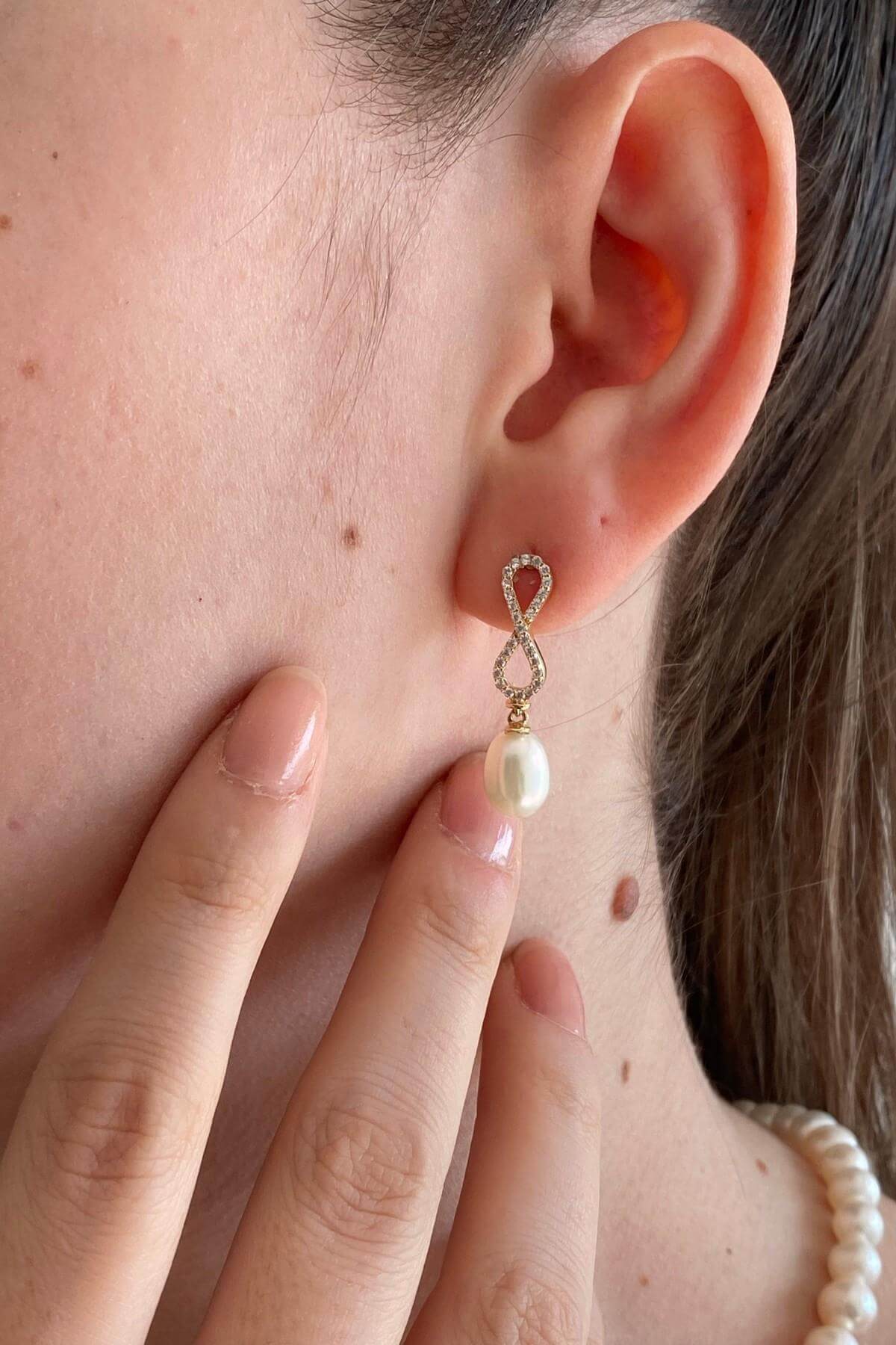 Sonsuzluk Taşlı Doğal İnci Sallantılı Küpe | | Birinci1926