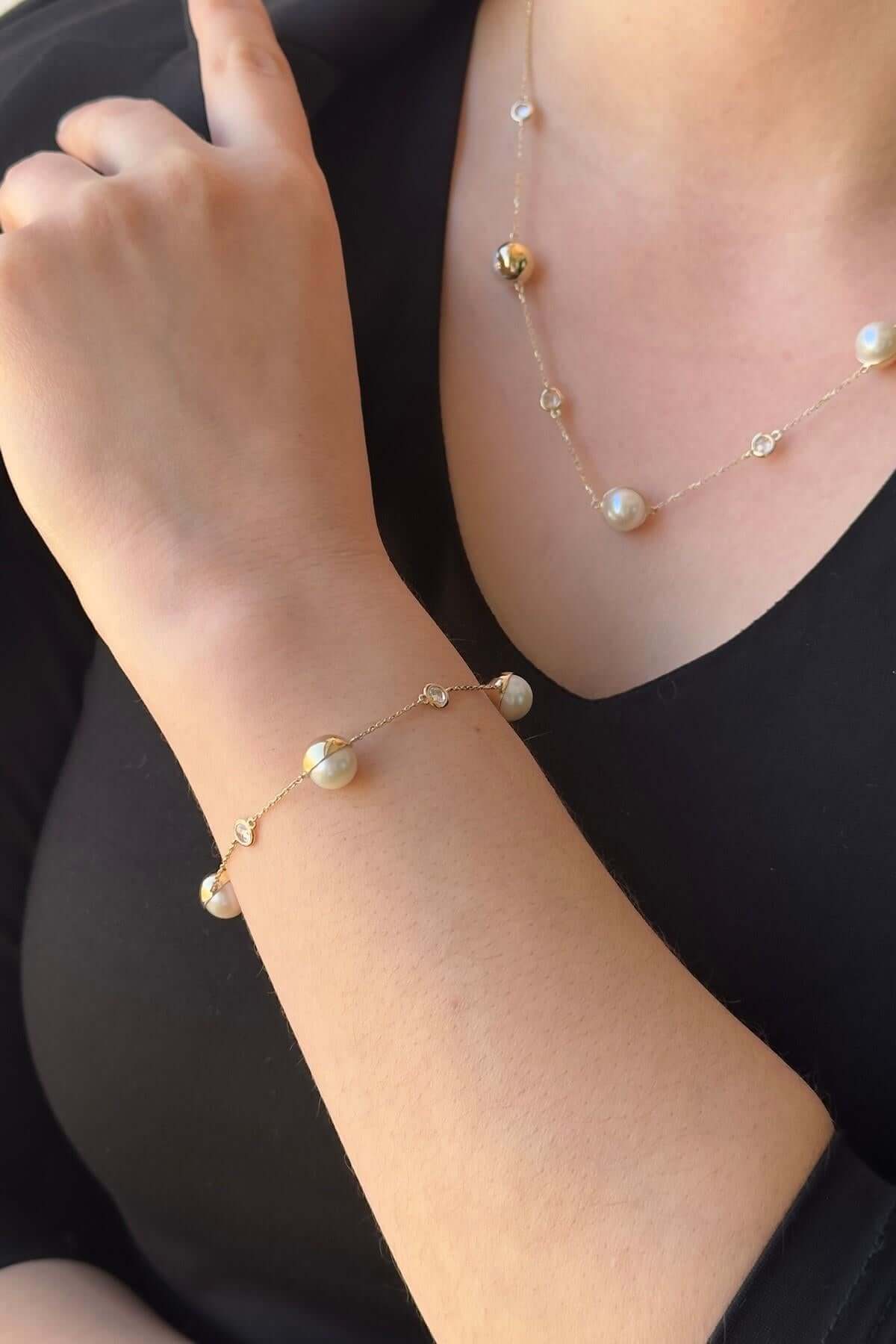 Üç Doğal İncili Zirkon Taşlı Bileklik | | Birinci1926