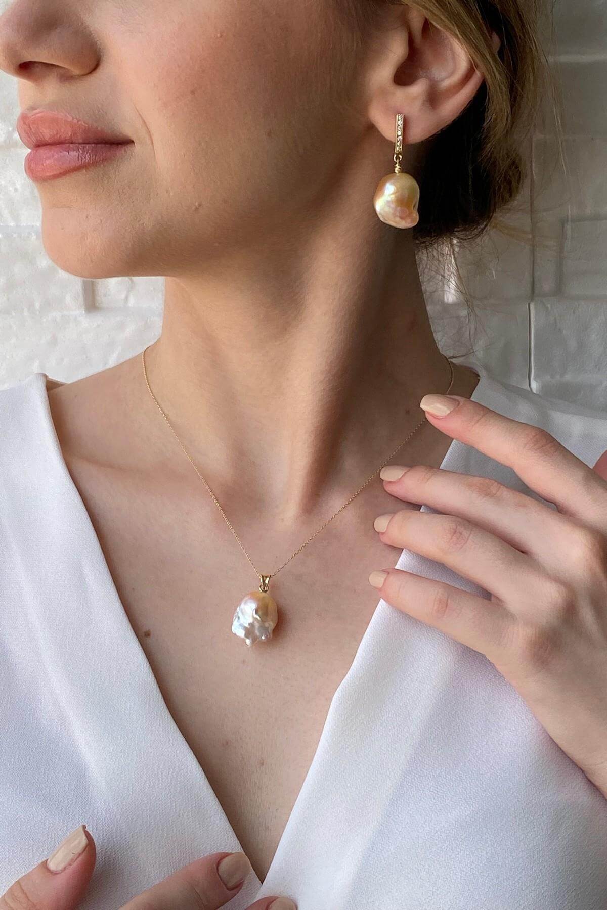 Şeftali Rengi Barok İnci Küpe | | Birinci1926