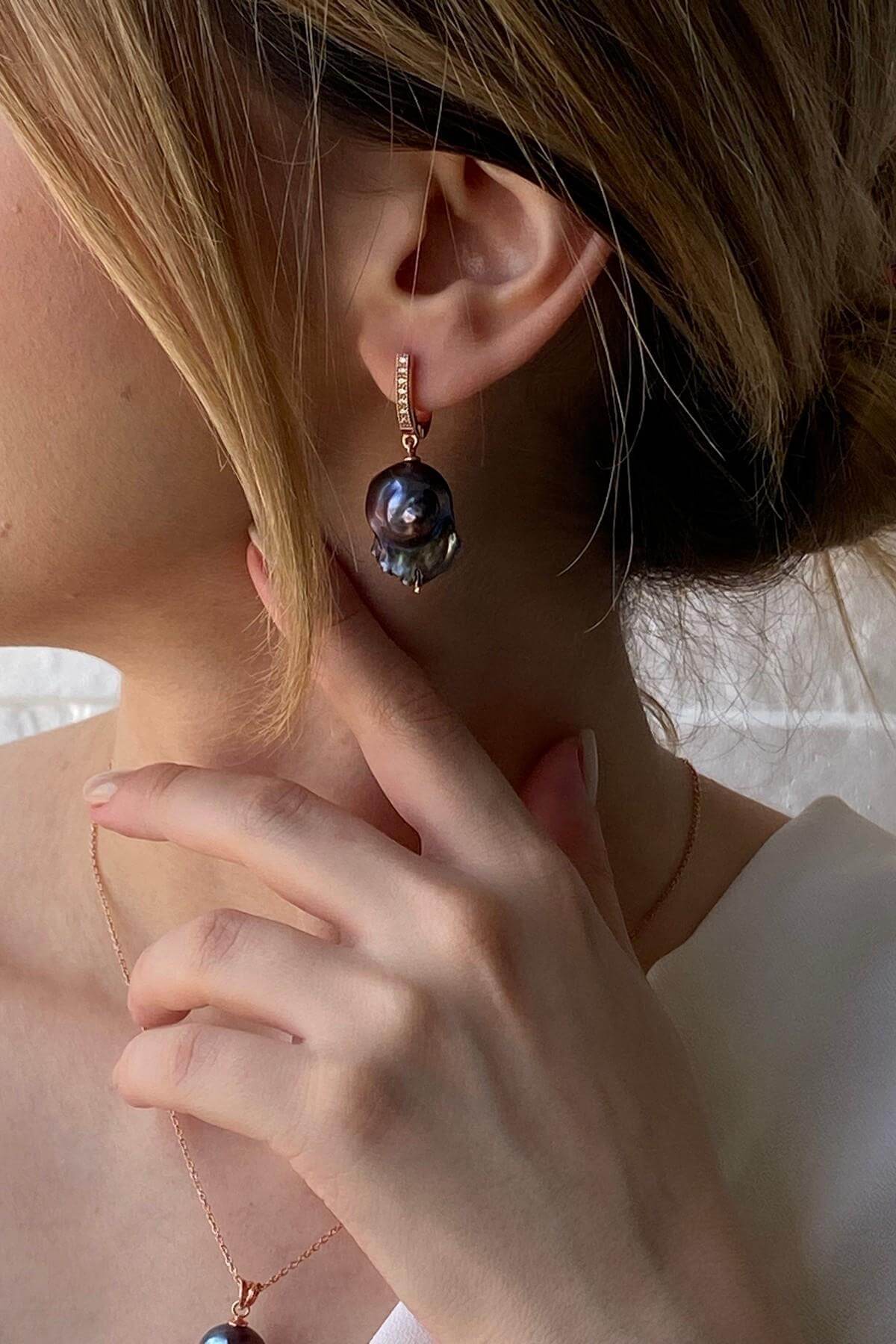 Siyah Barok İnci Küpe | | Birinci1926