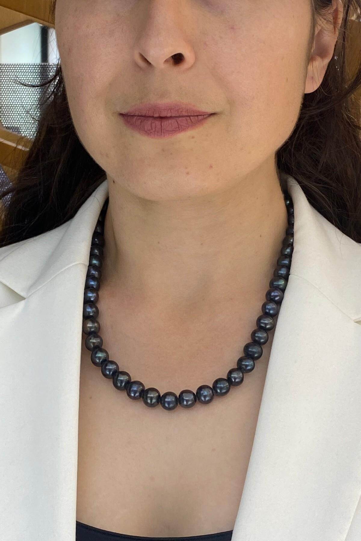 Gemici Kilit Sıralı Siyah İnci Kolye | | Birinci1926