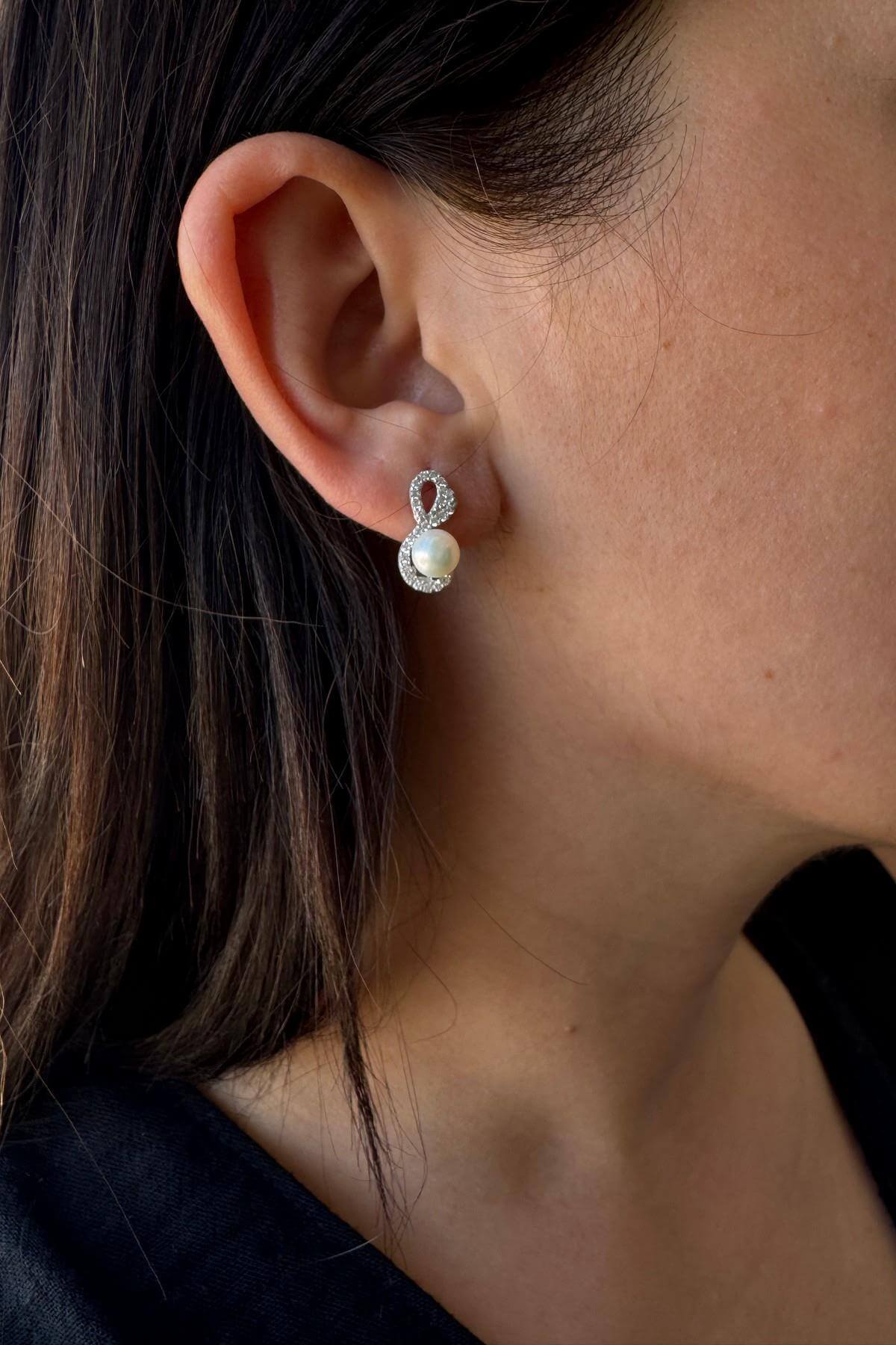 Sonsuzluk Modeli Zirkon Taşlı İnci Küpe | | Birinci1926