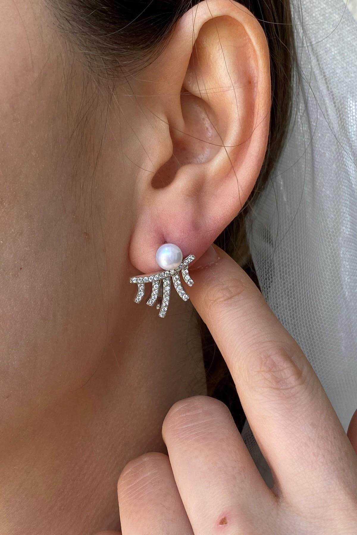 Zirkon Taşlı Çubuk Figürlü Doğal İnci Küpe | | Birinci1926