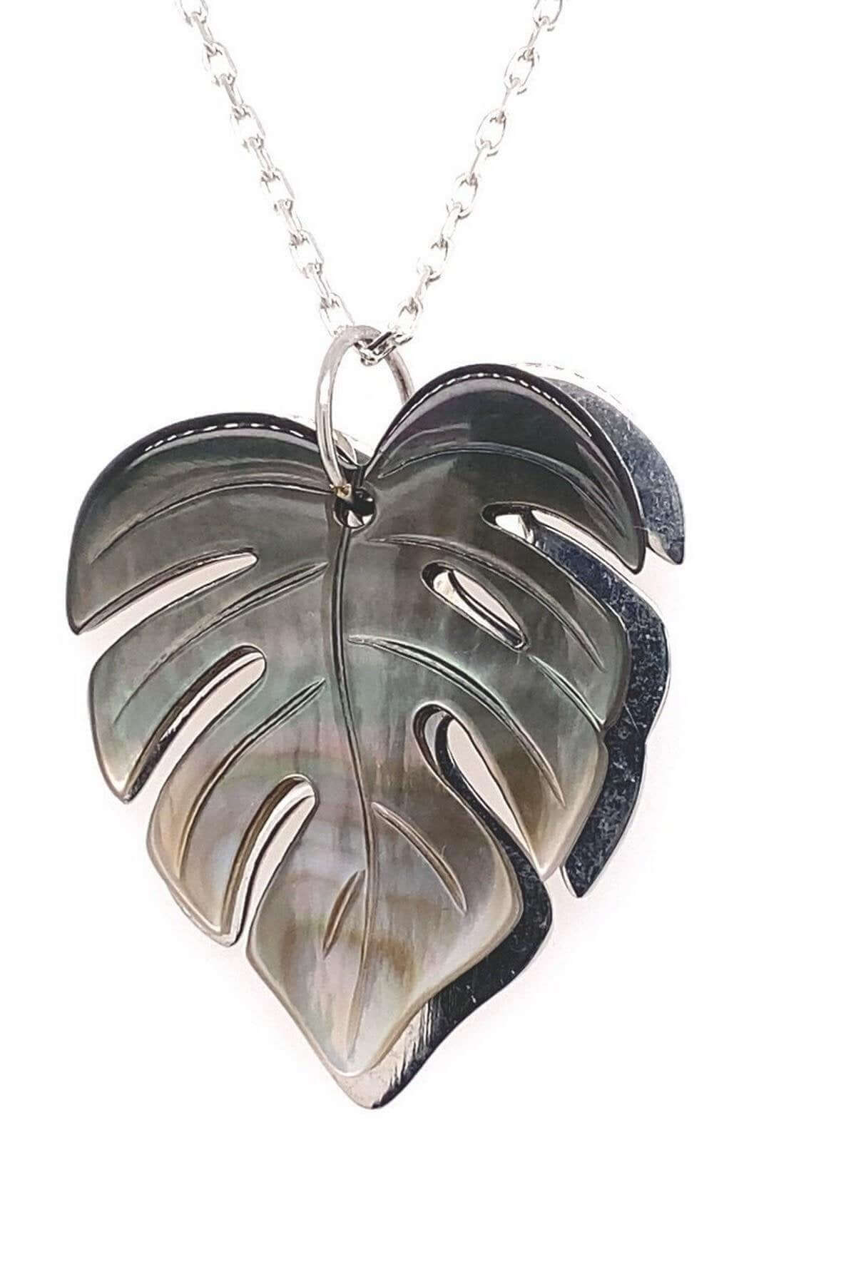 Yaprak Figürlü Sedef Taşlı Kolye | | Birinci1926