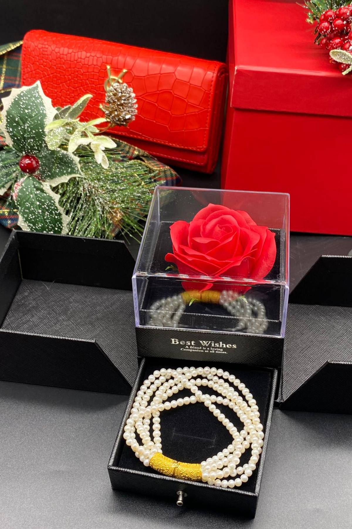 Güllü Hediye Kutusu