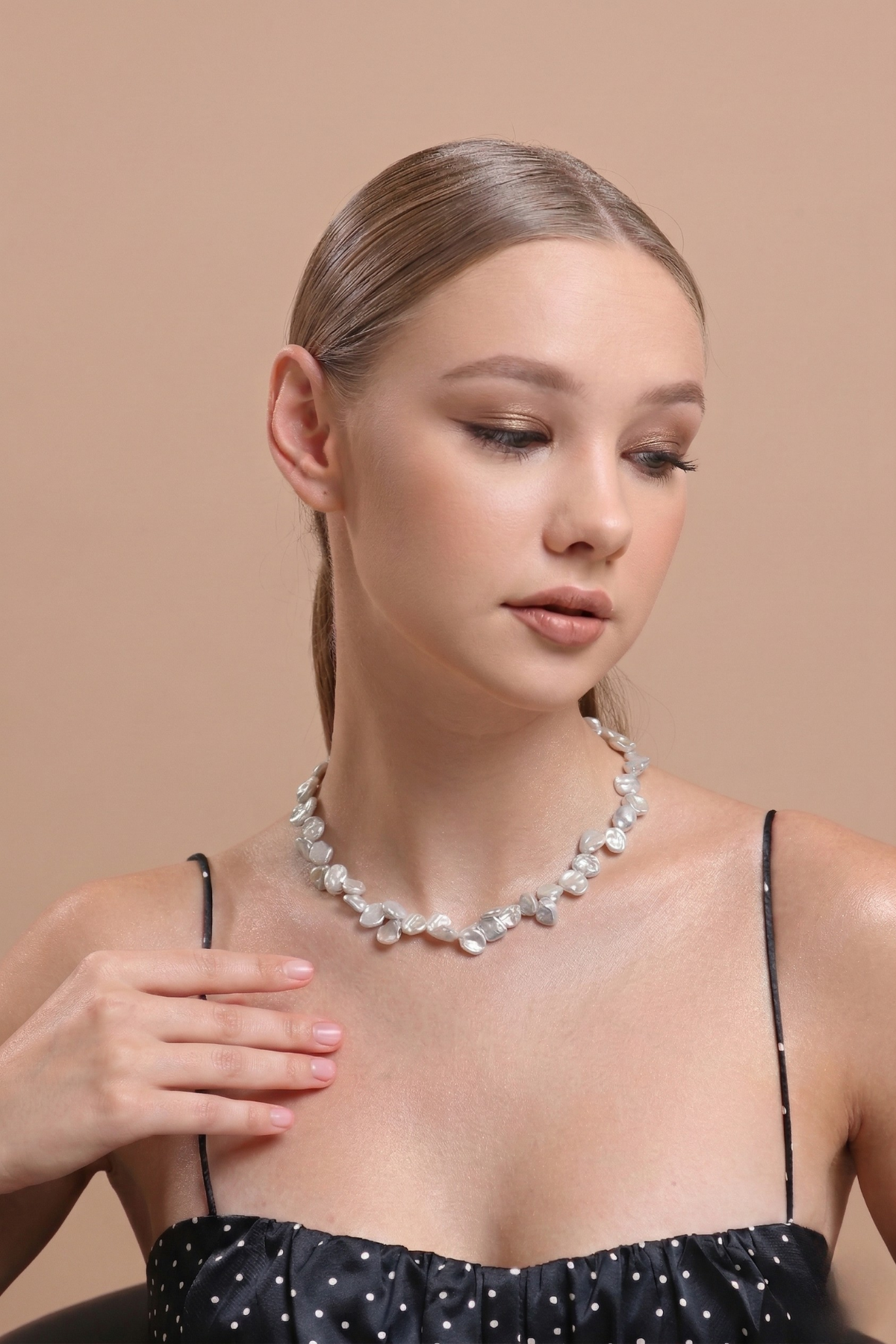 Gri Taş Barok Doğal İnci Kolye