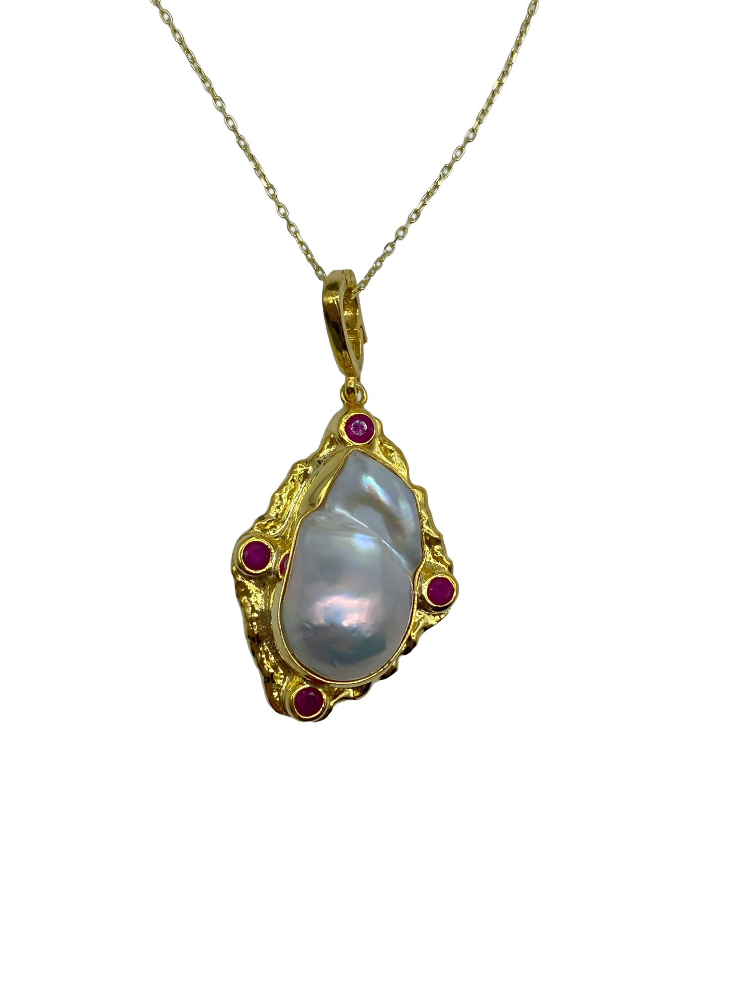 Kırmızı Taş Detaylı İnci Kolye Ucu