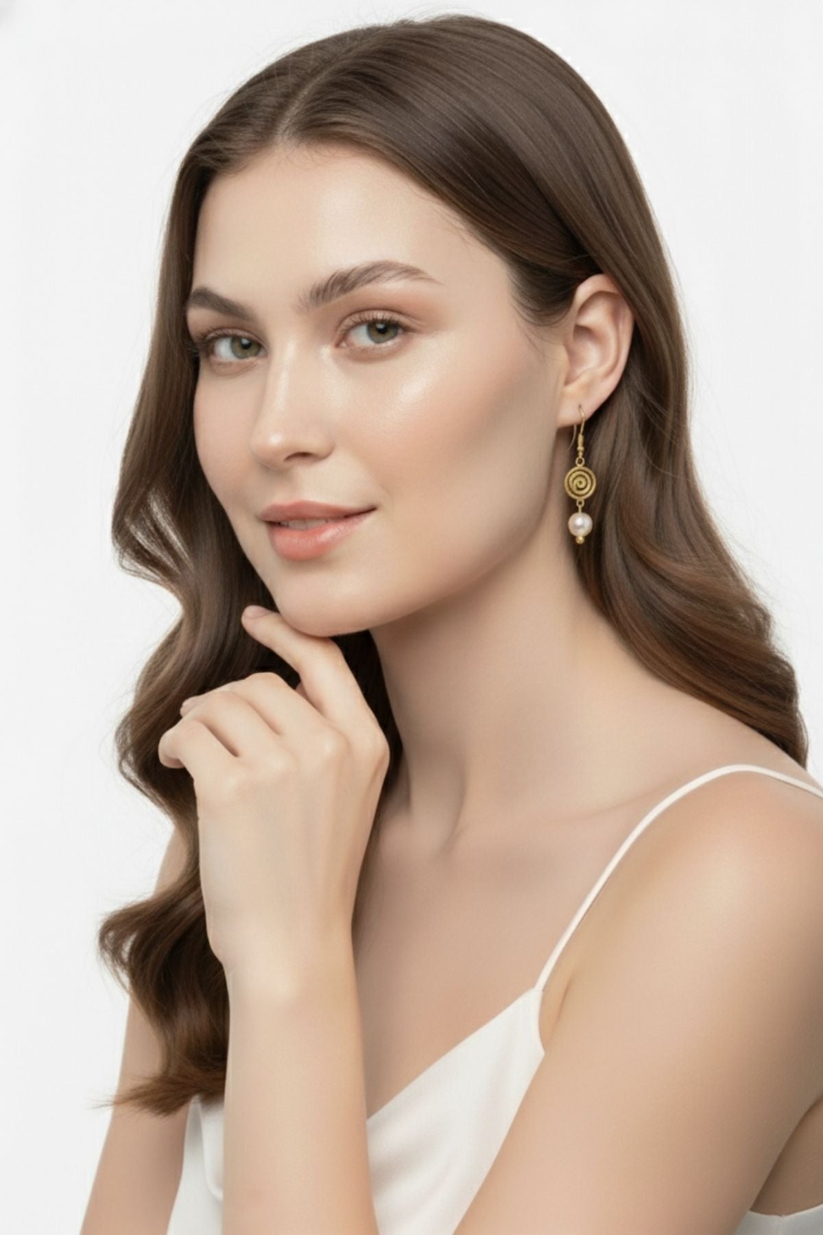 Spiral Motifli Gümüş İnci Küpe