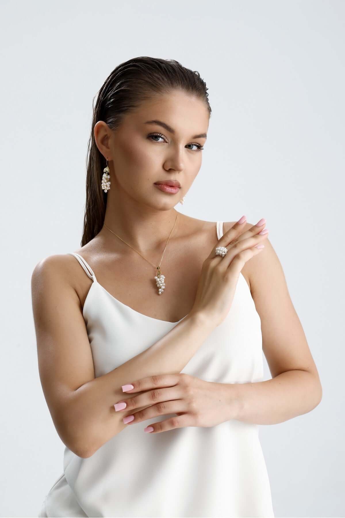 Üzüm Salkımı Doğal İnci Küpe Kolye Yüzük Üçlü Set | | Birinci1926