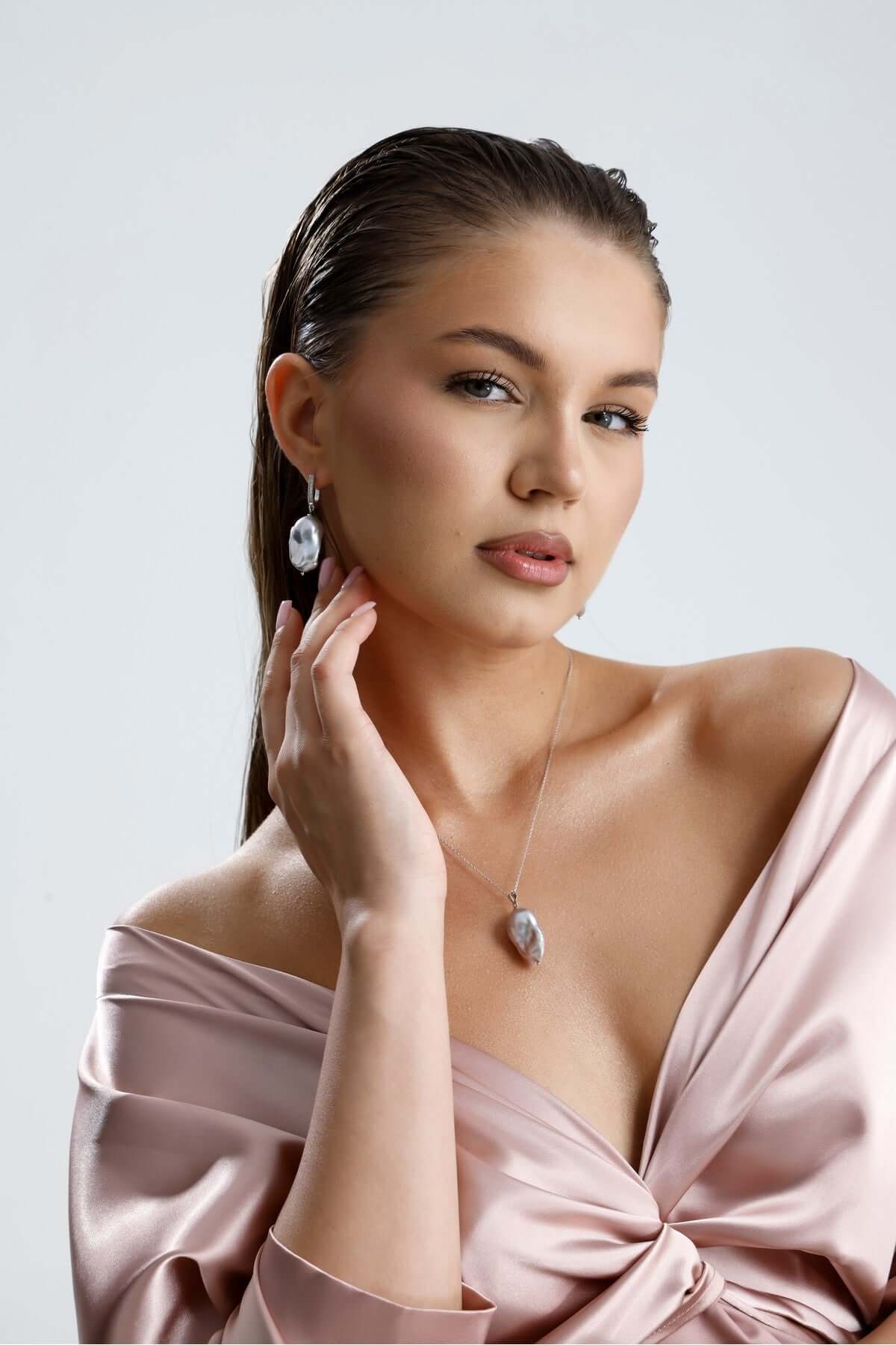 Gri Barok Doğal İnci Küpe | İnci Küpe | Birinci1926