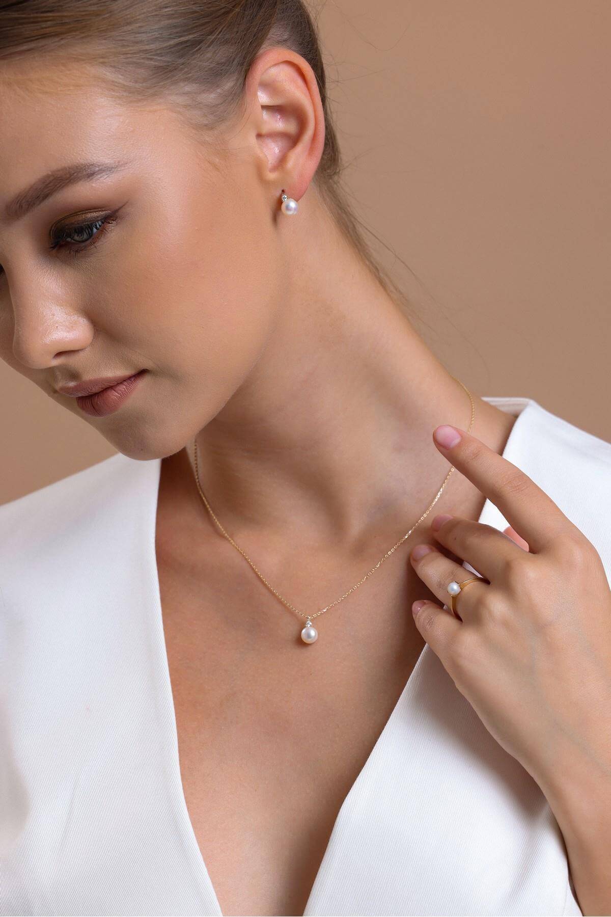 Doğal İnci 0,76 Karat Pırlantalı Kolye | | Birinci1926