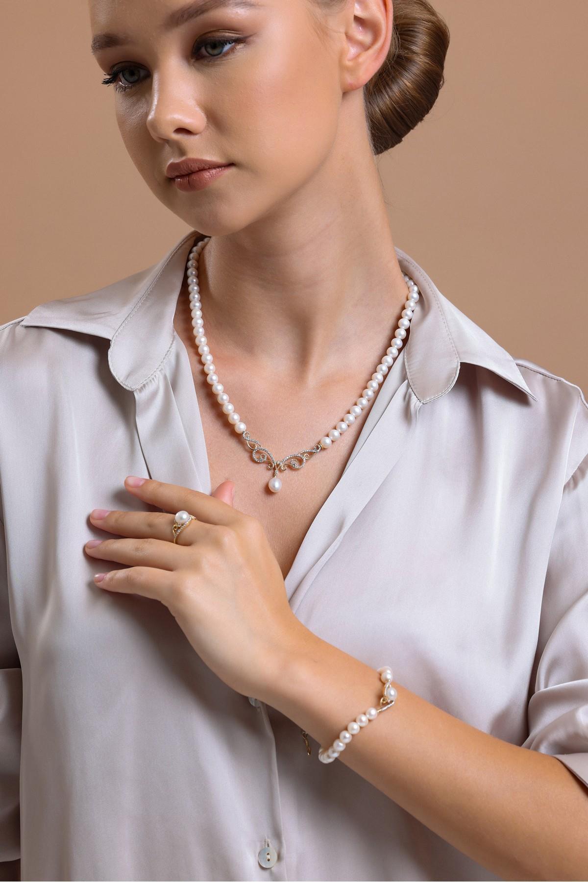 Zirkon Taşlı Doğal İnci Kolye