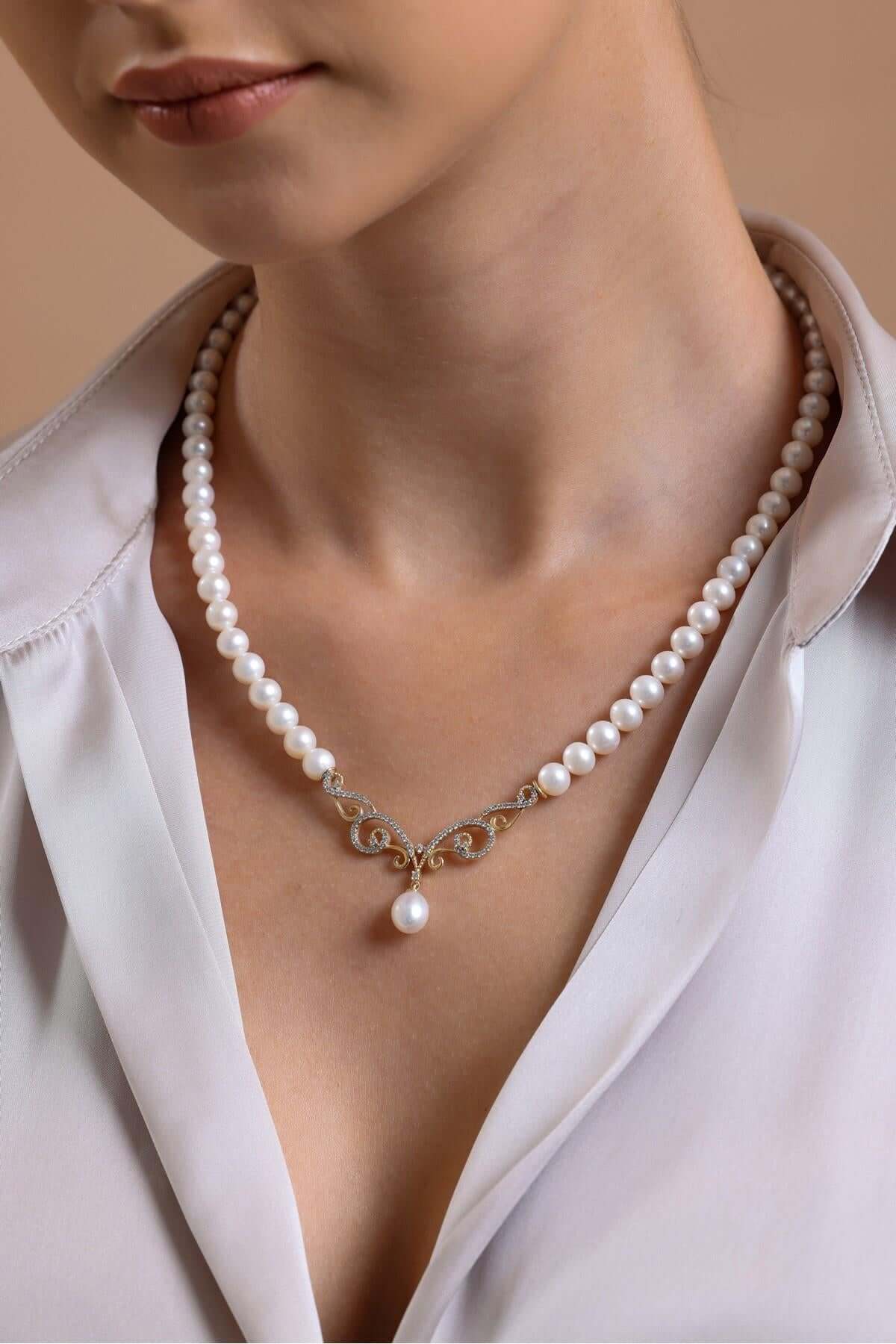 Zirkon Taşlı Doğal İnci Kolye