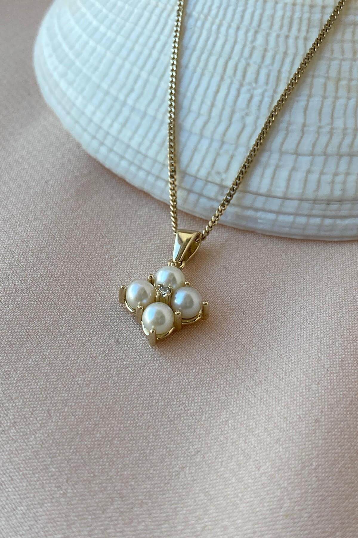 Dörtgen Dört Doğal İncili 0,06 Karat Pırlanta Kolye | | Birinci1926