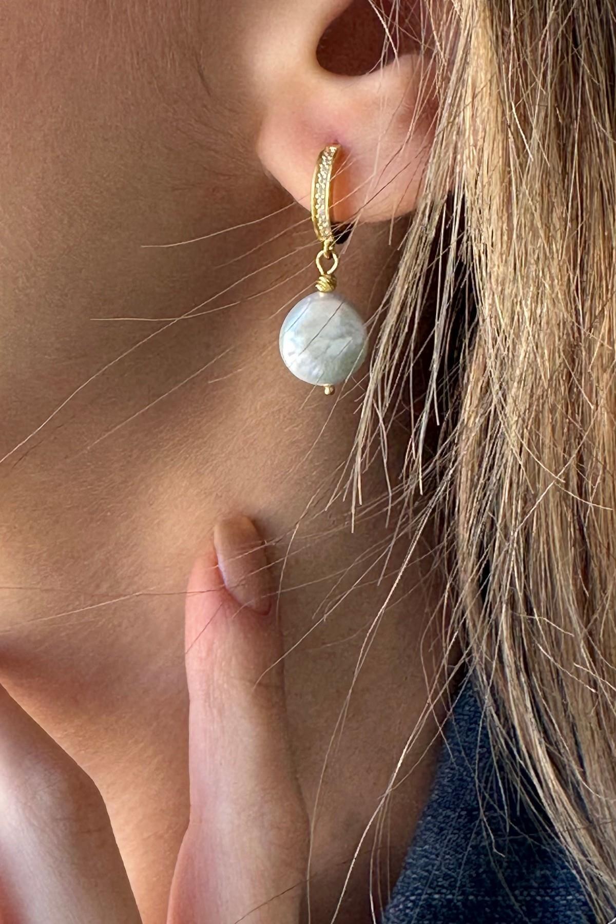 Zirkon Taşlı Yassı Doğal İnci Küpe | | Birinci1926