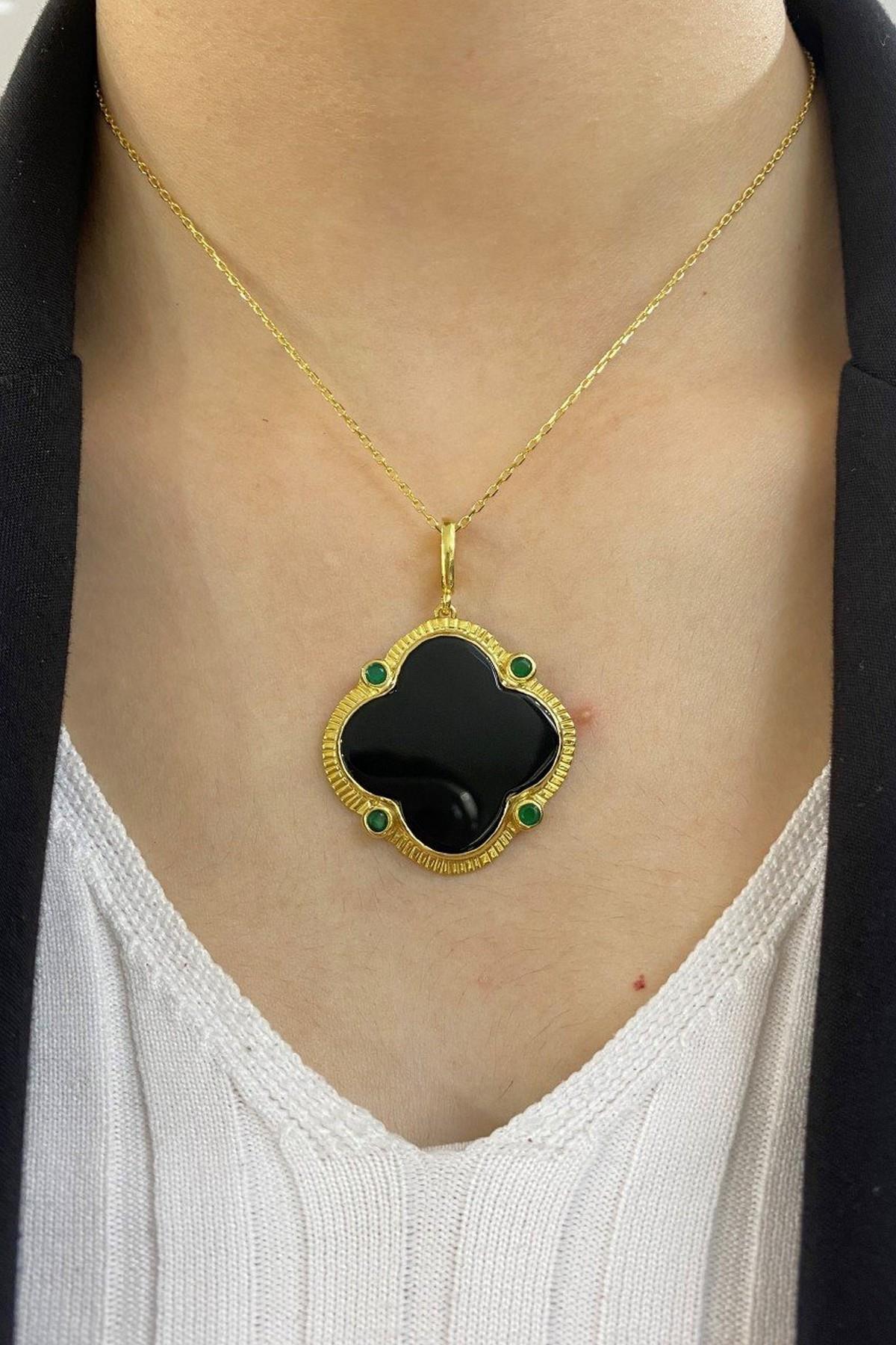 Yeşil Mineli Onix Kolye