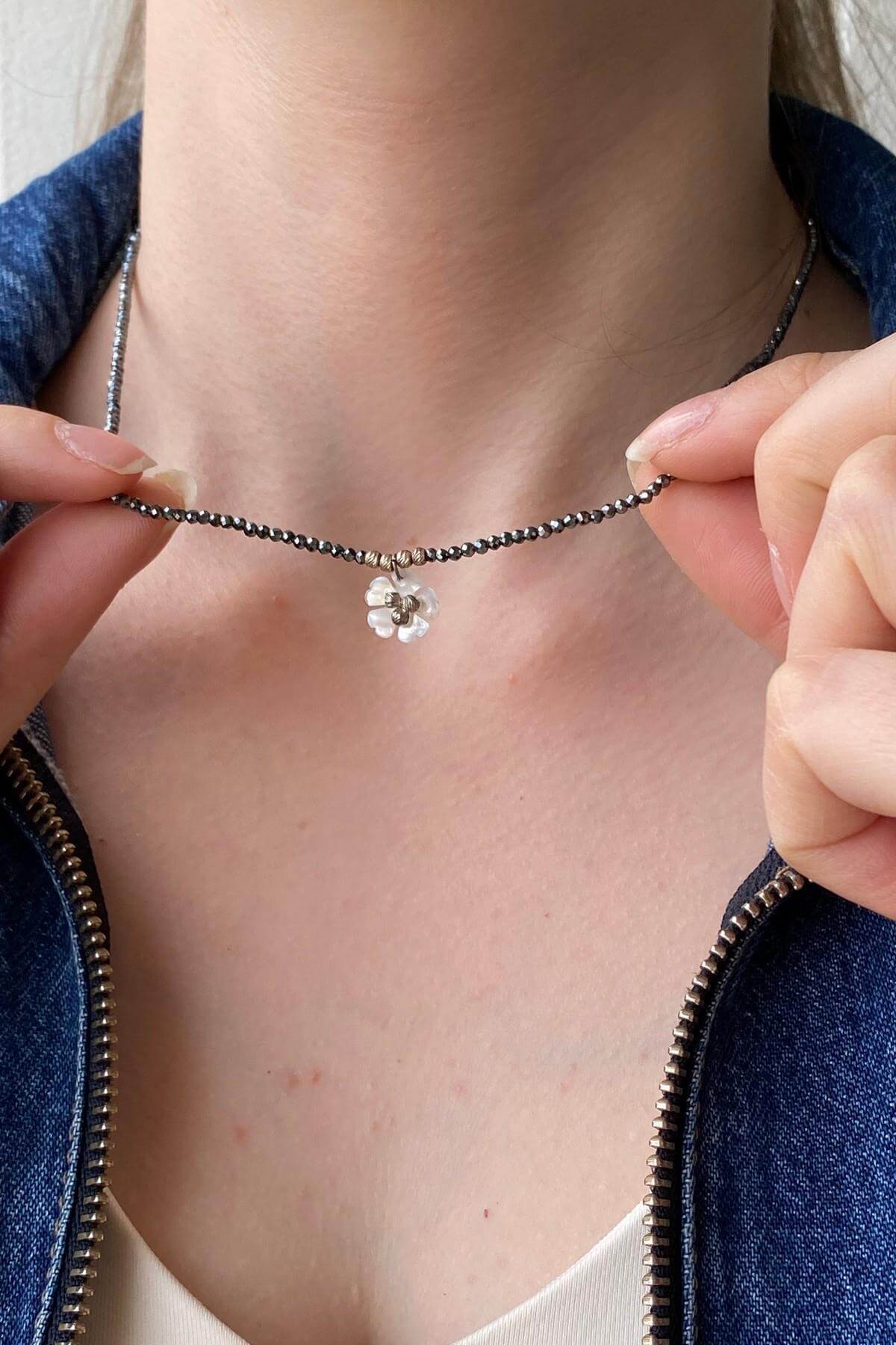 Sedef Taşlı Doğal İnci Dorika Toplu Spinel Kolye | | Birinci1926