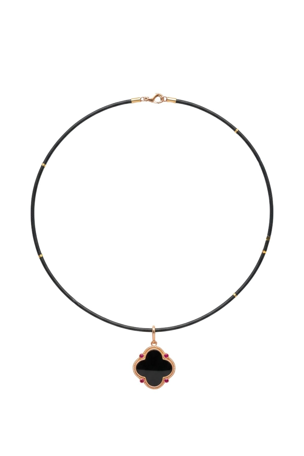 Siyah Yonca Kolye